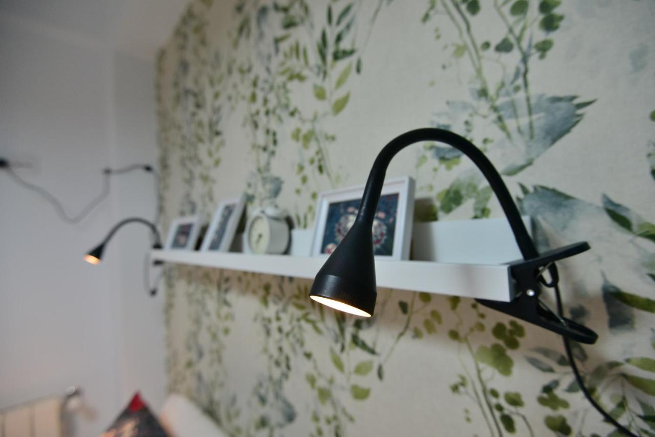 Apartamento Escalinata Triacastela ซานติอาโก เด กอมโปสเตลา ภายนอก รูปภาพ